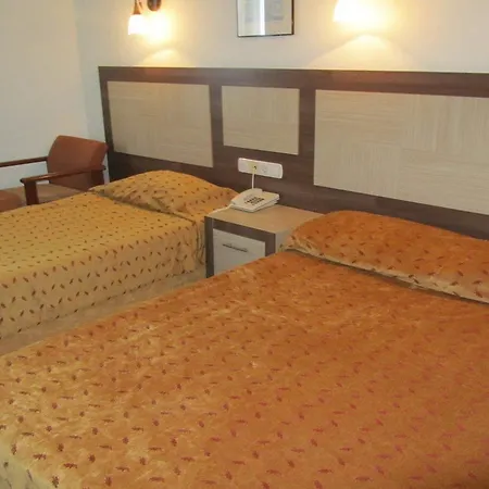 Otel Kleopatra 4*