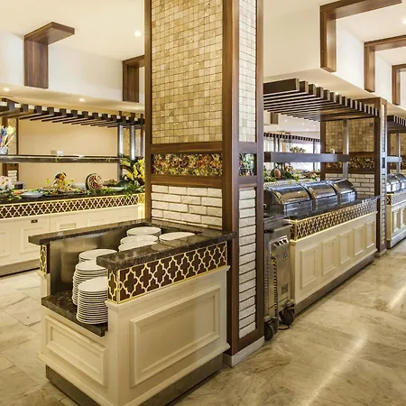 Kleopatra Otel 4*