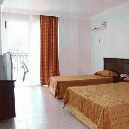 Otel Kleopatra Alanya